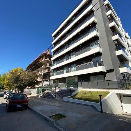 Edificio Veneto III - Departamento De Un Dormitorio A Pocas Cuadras Del Centro Villa Carlos Paz Exterior foto